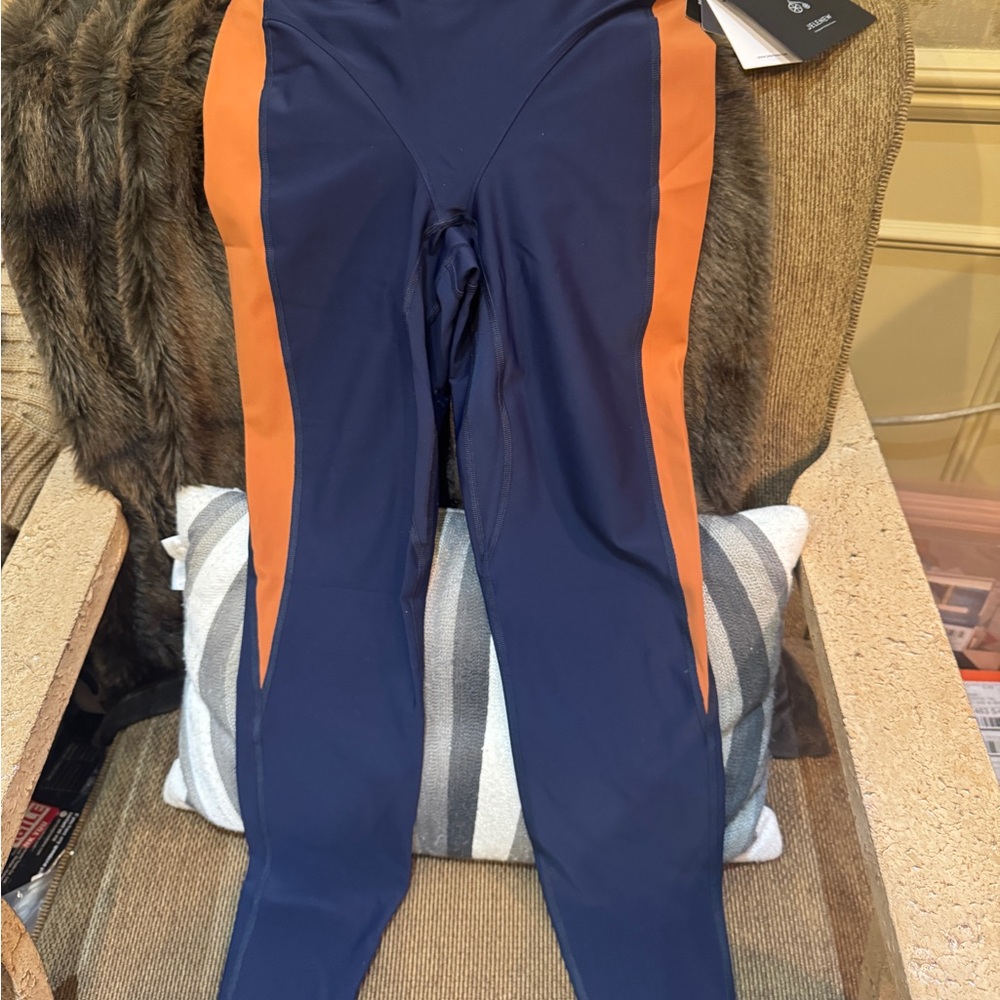 Jelenew Cycling‎ Navy and Orange Athletic Leggings Small $219